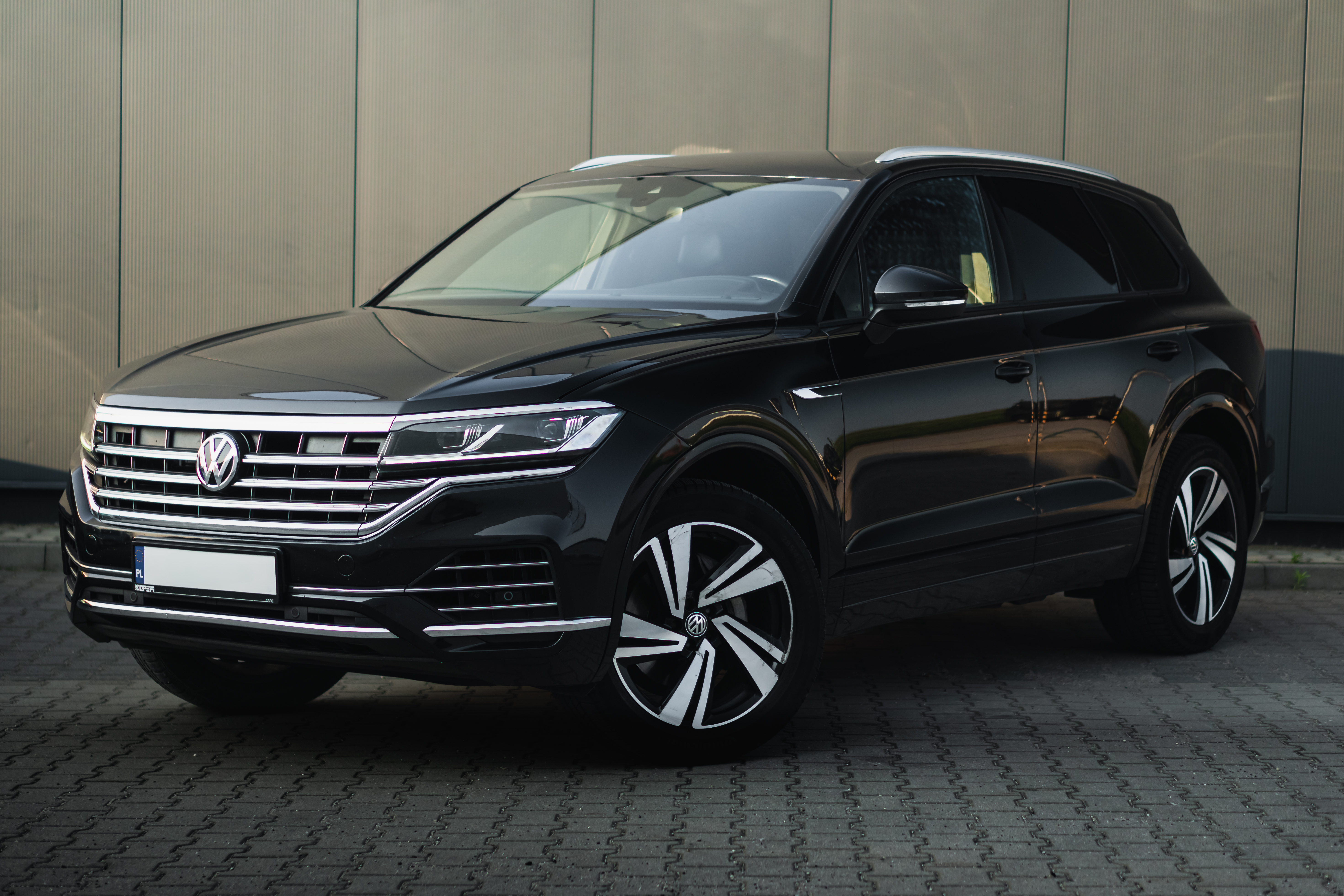 Volkswagen Touareg 3.0 TDI 348 KM z floty Kopea Cars