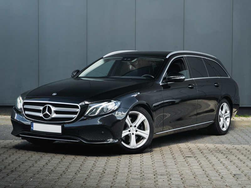MERCEDES E220 W213