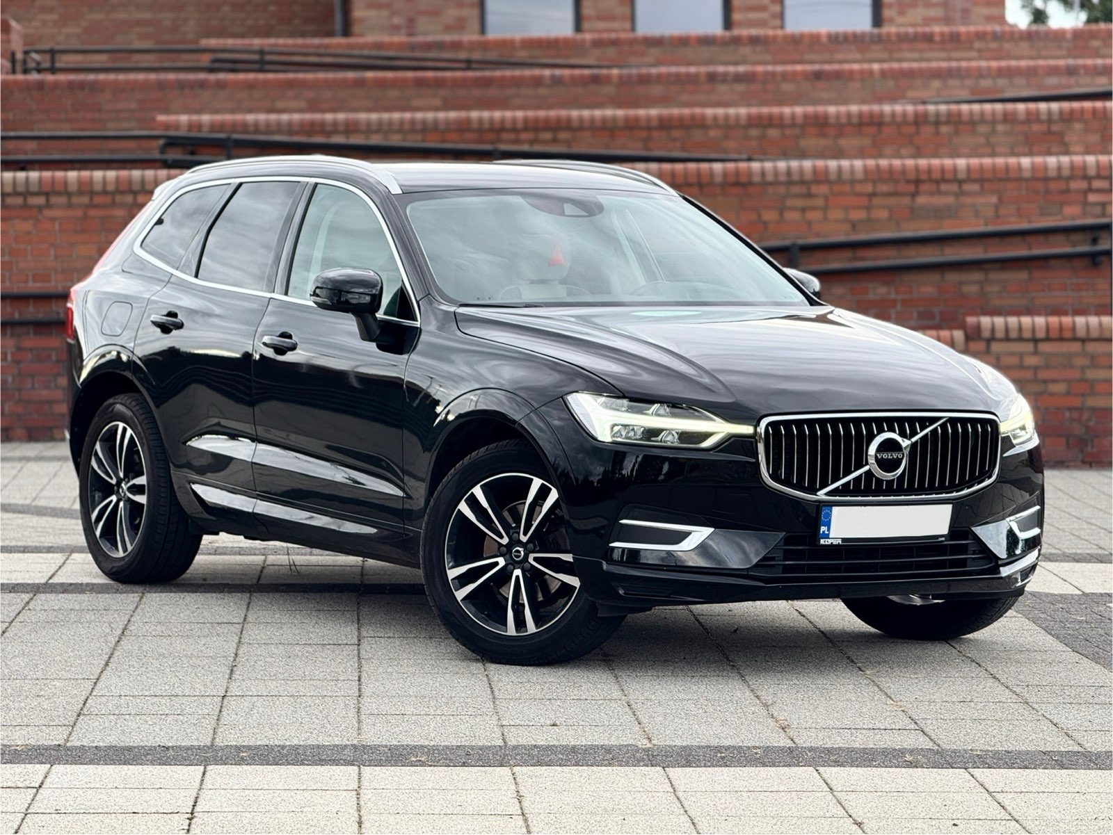 Volvo XC60 diesel 190 KM z floty Kopea Cars