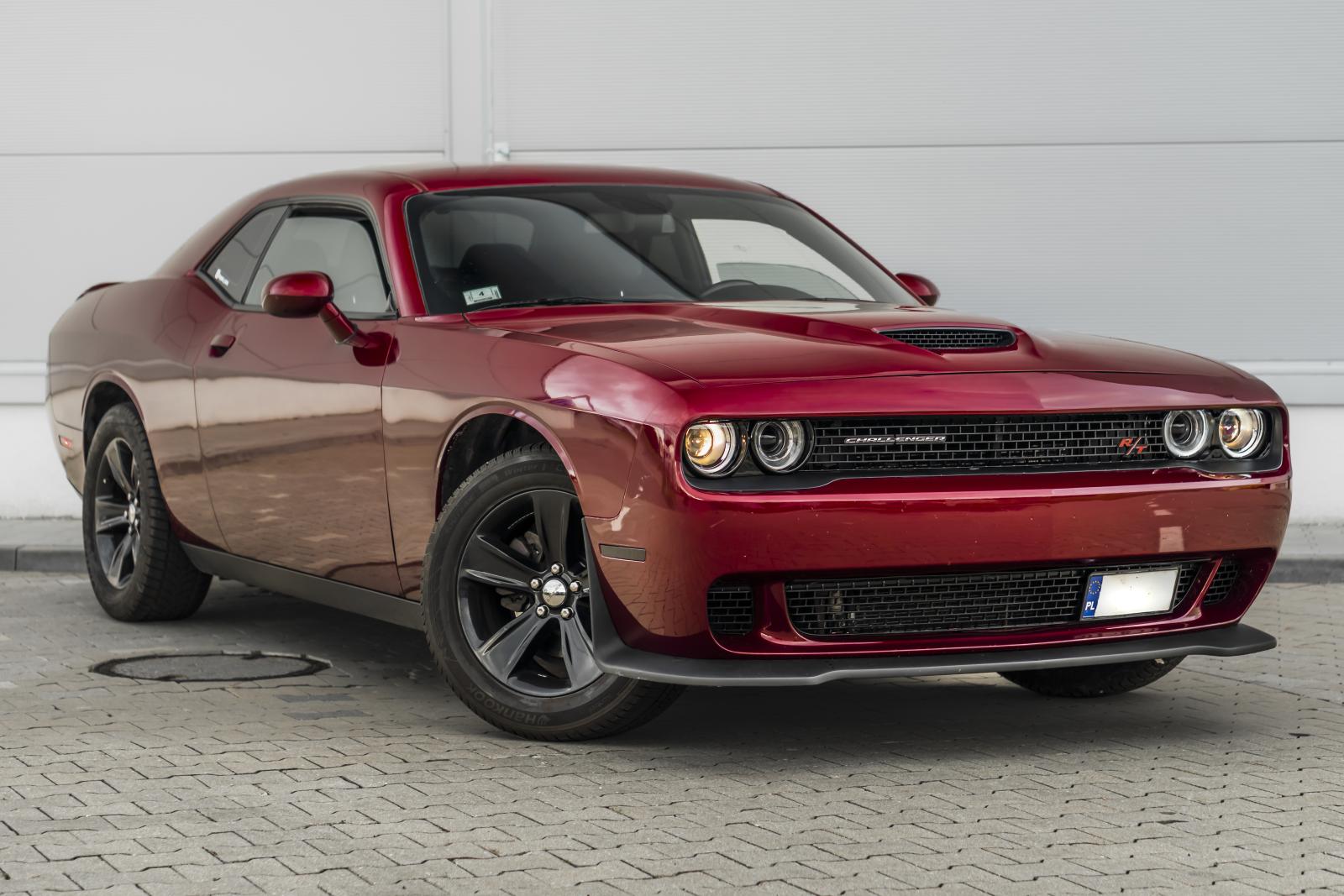 DODGE CHALLENGER V6