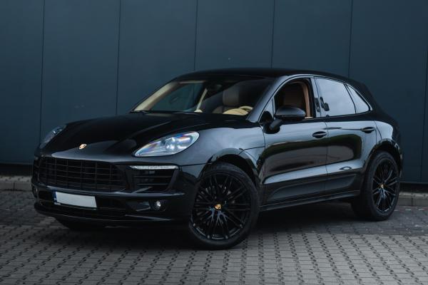 Porsche Macan S